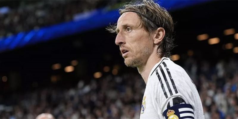 Los Blancos tìm kiếm người thay thế vai trò của Modric